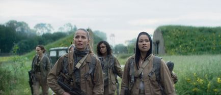 Natalie-Portman-in-Annihilation-Movie-Stills-natalie-portman-41052828-1200-518